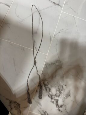 Kendra Scott Silver Tassel Necklace - Elegant Women's Jewelry